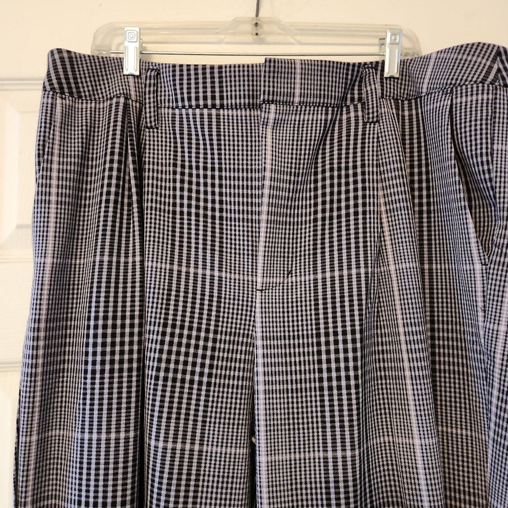 Women's dress pants NWOT